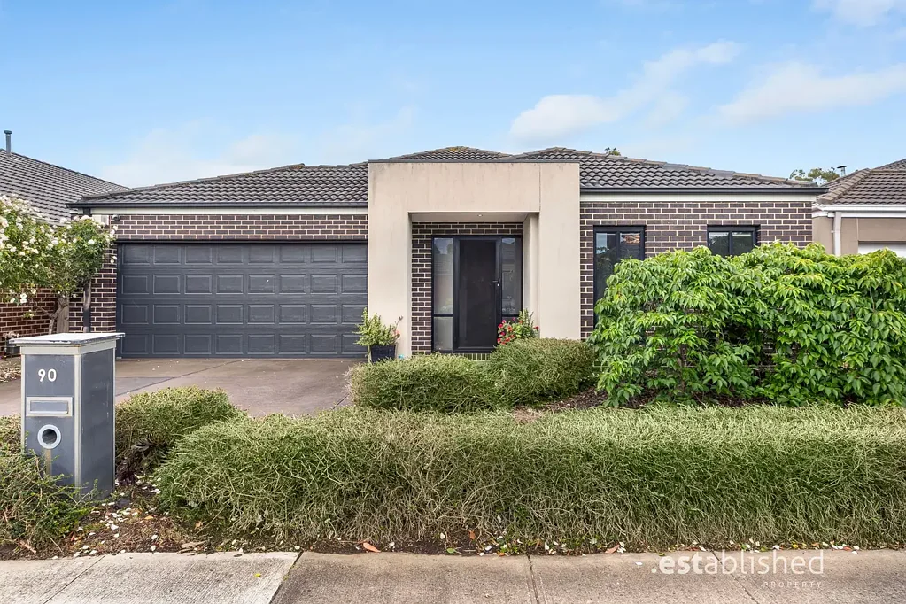 90 Yuruga Boulevard, Point Cook, VIC 3030