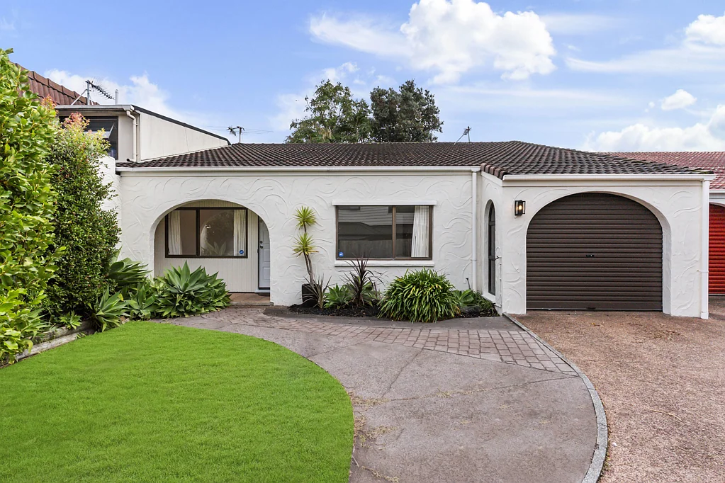 2/410 Ellerslie-Panmure Highway, Mount Wellington, Auckland City, Auckland