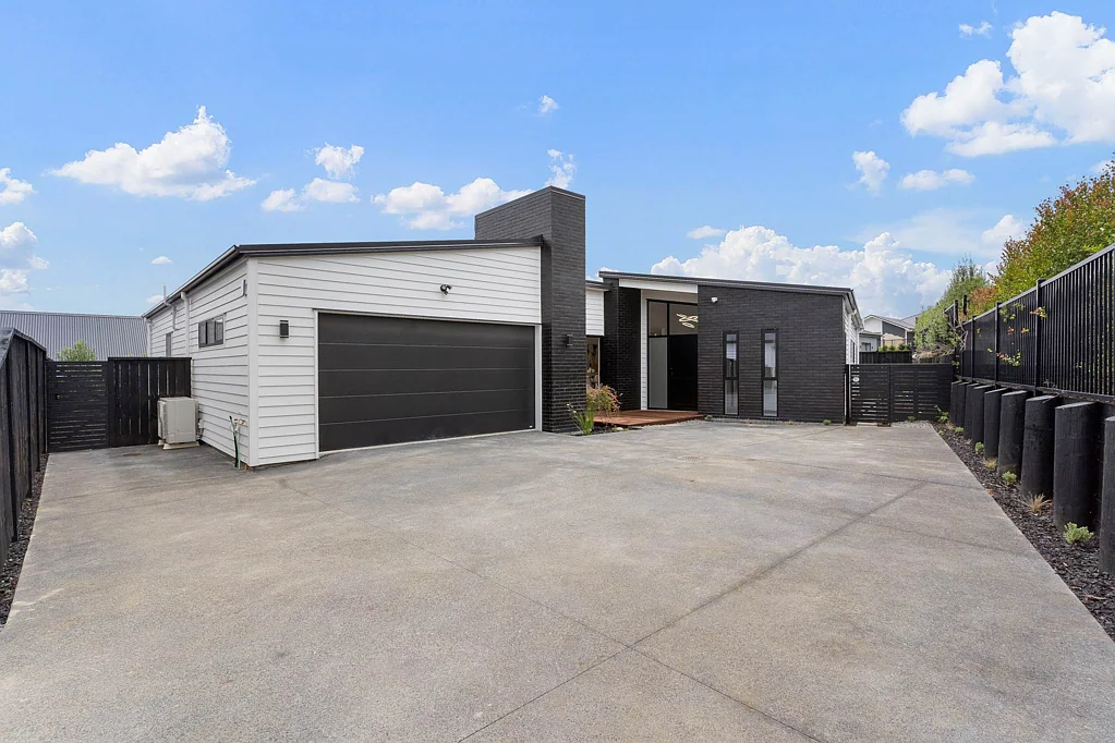 Pukekohe 5房  CLASS, COMFORT & CONTEMPORARY DESIGN