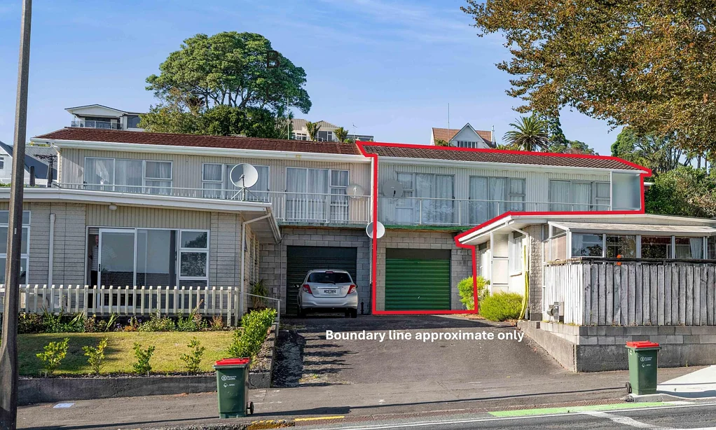 New Plymouth Central 2 Slaapkamer Unit with extras