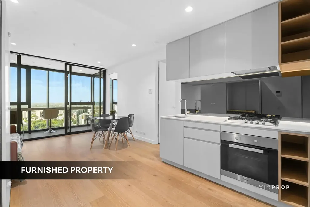 FURNISHED - SPECTACULAR VIEWS CORNER APARTMENT