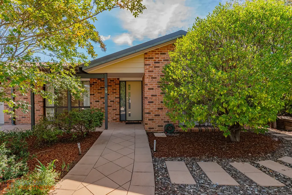 19 Andrew Crescent, Calwell, ACT 2905
