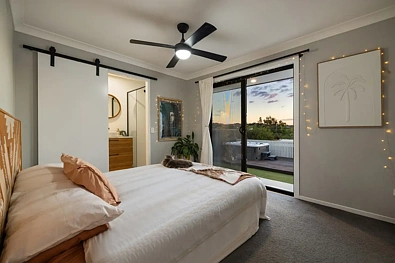ਬੈੱਡਰੂਮ - 2 CHABLIS CT, MOLENDINAR QLD 4214