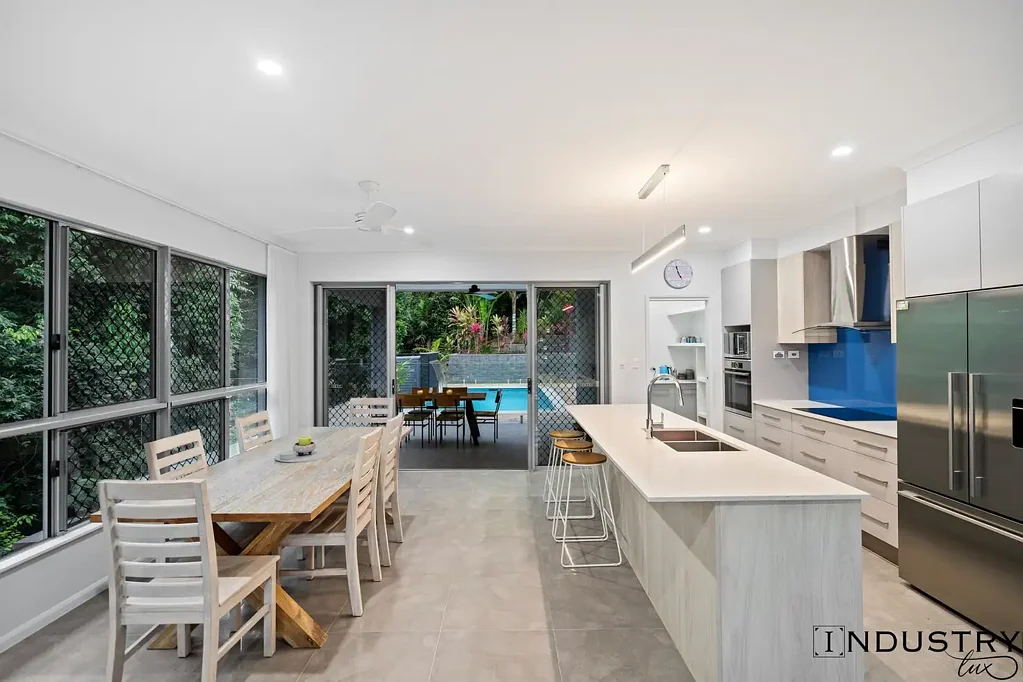 Kewarra Beach 4Zimmer Luxury Coastal Living in a Private Rainforest Oasis