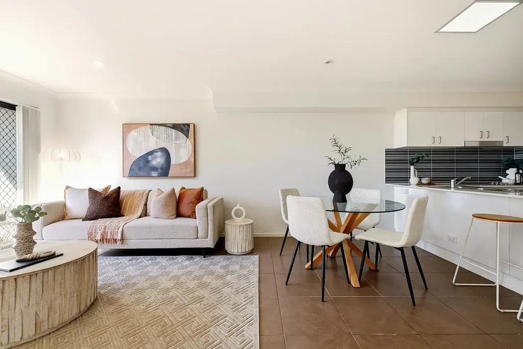 Taigum 3 Slaapkamer Stylish Three-Storey Townhouse with Space, Lifestyle & Convenience