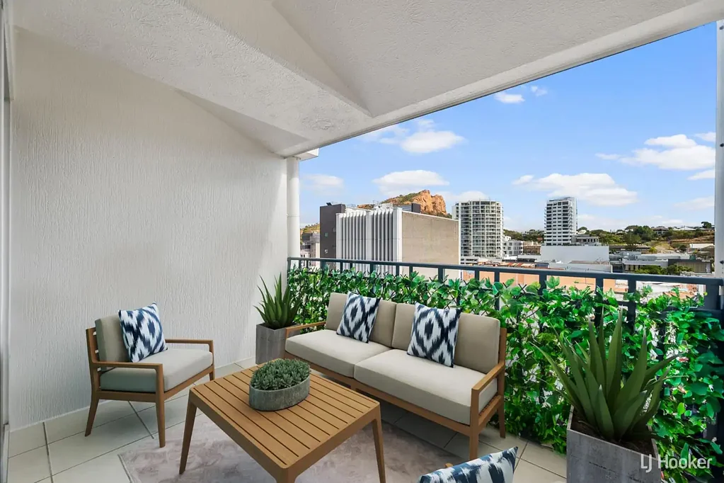 Townsville City 3ਬੈੱਡਰੂਮ Elevated City Living with Uninterrupted Castle Hill Views
