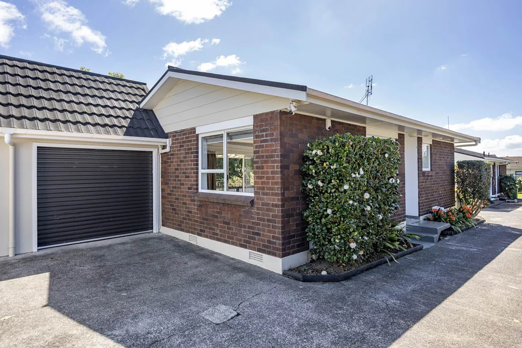 2/12 Parker Avenue, New Lynn, Waitakere City, Auckland