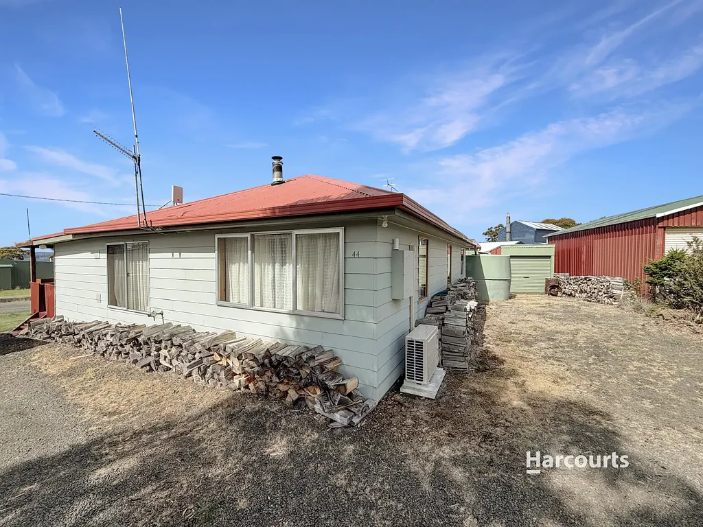 Flintstone 3房  Water Views, Big Shed, Classic Shack Charm