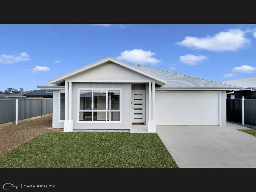 Yarrawonga 4ਬੈੱਡਰੂਮ 5 Clydesdale Loop, Yarrawonga – Elegant Modern Family Living in Glanmire Estate