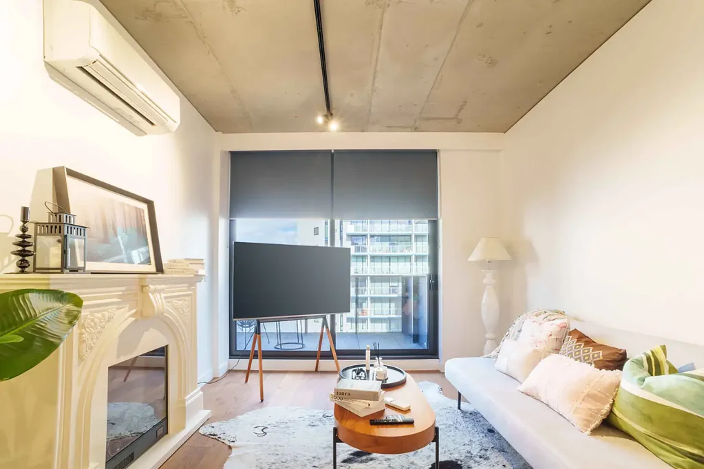 Docklands 2 Bedroom Enjoy modern family time in Docklands