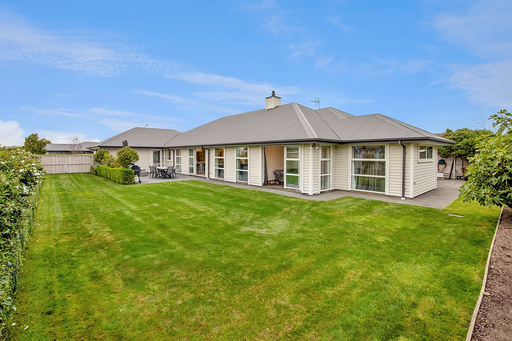 Rolleston 4Kwarto AWARD-WINNING HOME WITH EXCEPTIONAL STYLE!