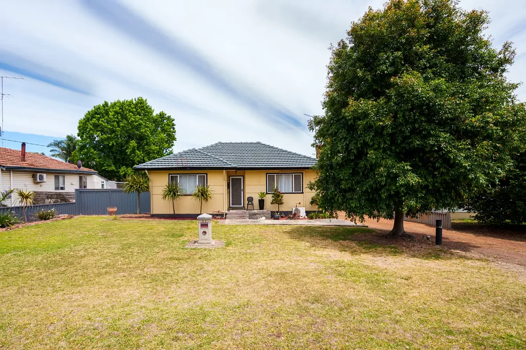 31 Moyes Street, Manjimup, WA 6258