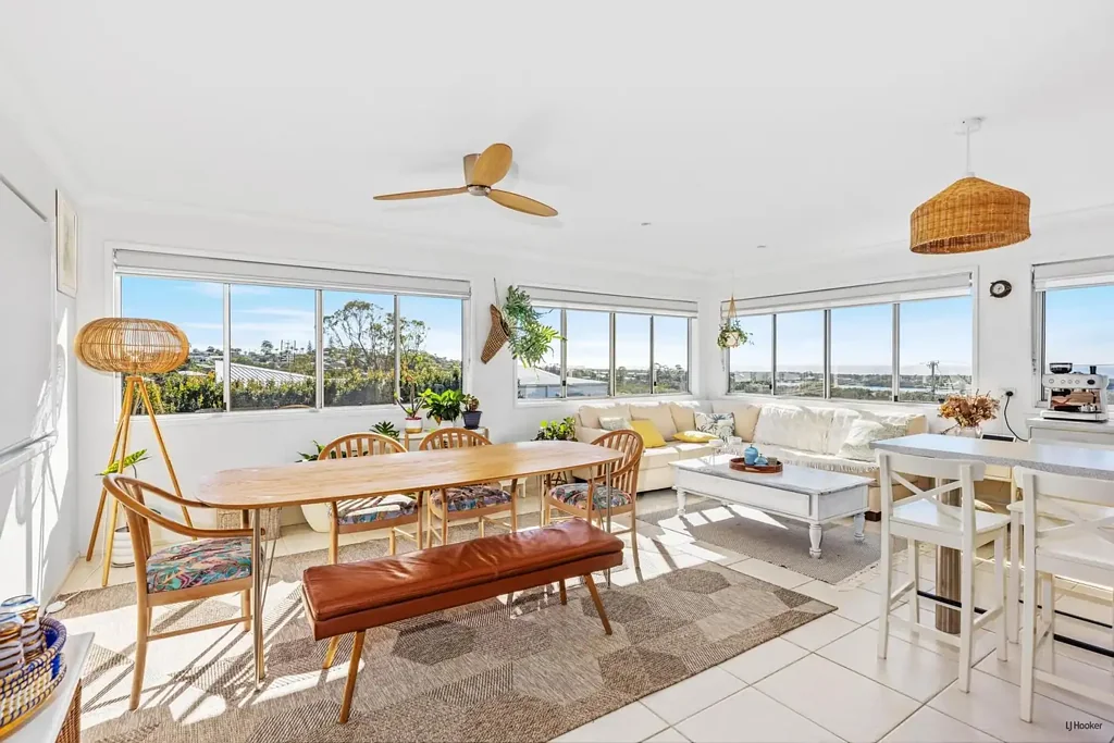 Banora Point 6 Bedroom Oceanside of Banora Point - True Dual Living with Breathtaking Views in Blue-Chi