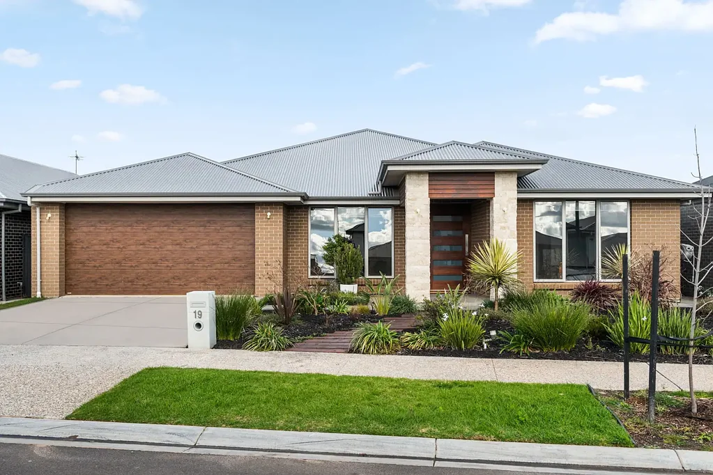 Roseworthy 5कमरा The Dream Build is Already Complete - Premium Family Living in Prestigious St Ives Estate