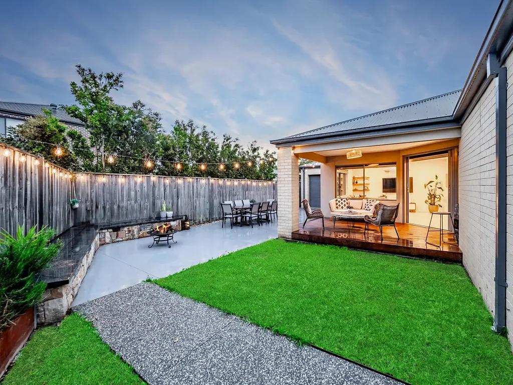 4 Castillo Avenue, Clyde North, VIC 3978