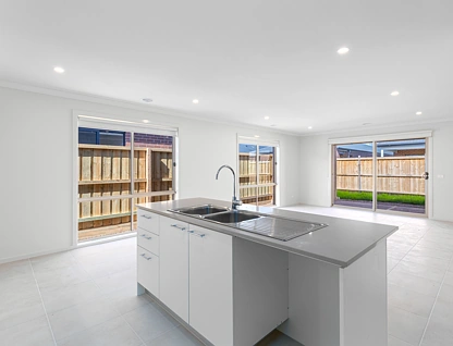 7 Golden Gate Drive, Clyde North, Traralagon , 4 habitaciones, 2 baños, House