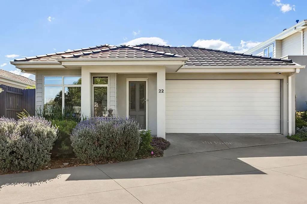 22 Oakwood Court, Rosebud, VIC 3939