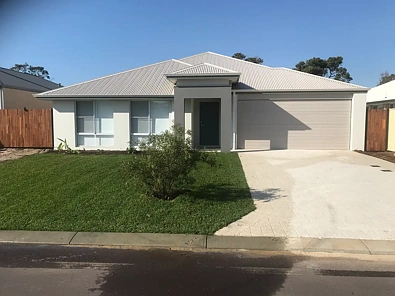 Dunsborough 6 Bedroom New 5/6 bedroom home .