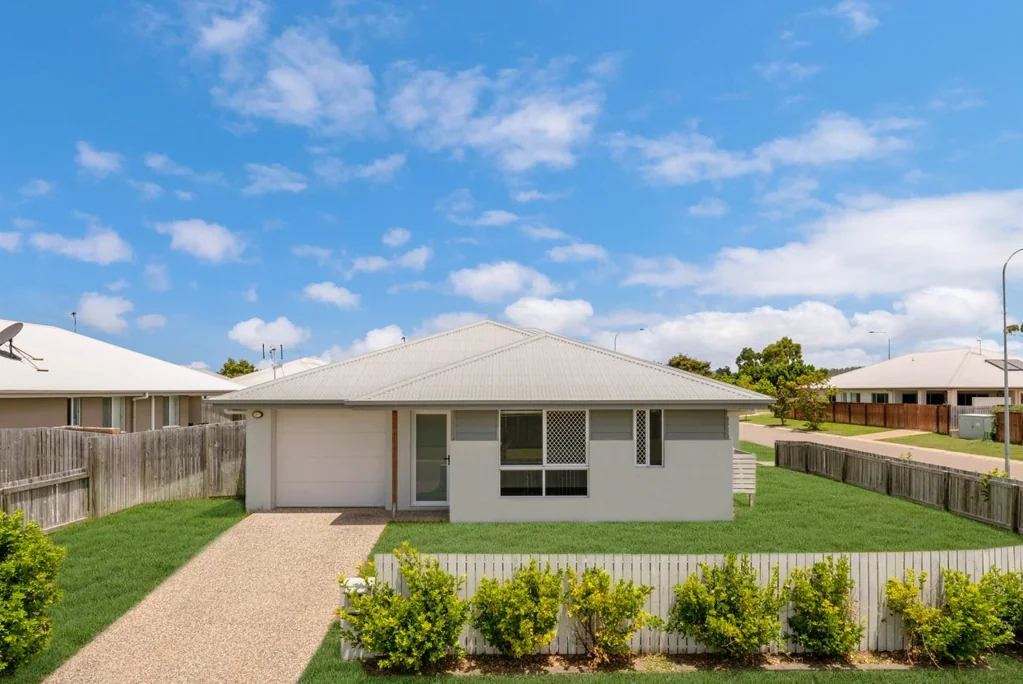 1/23 Yanuca Street, Burdell, QLD 4818