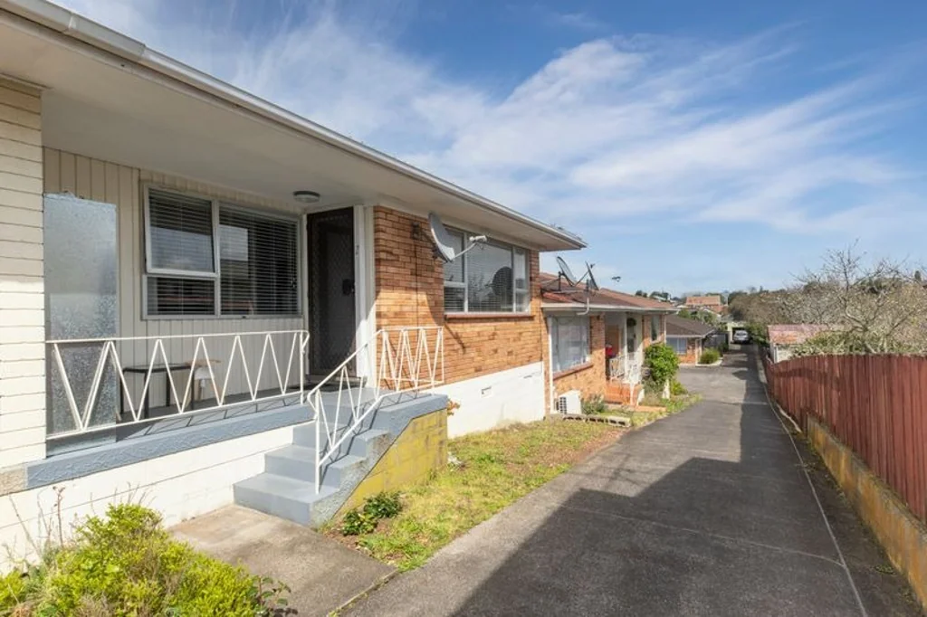 ONEHUNGA, 2 BEDROOMS