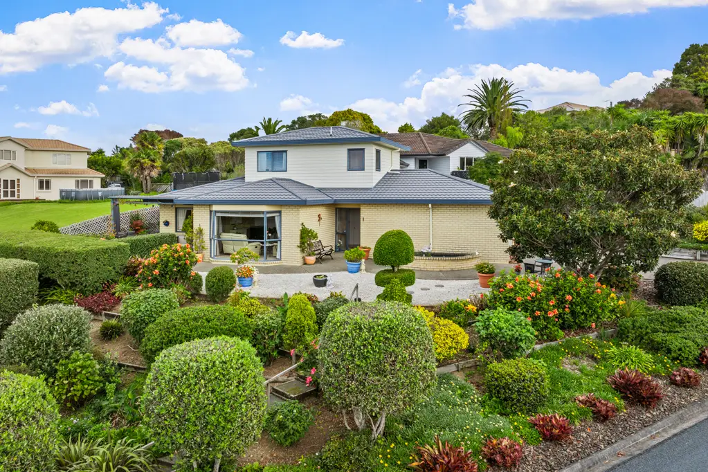 Gulf Harbour 3房  Solid Construction & Lush Landscaping