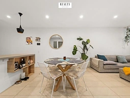10410/16 Edmondstone Street, South Brisbane