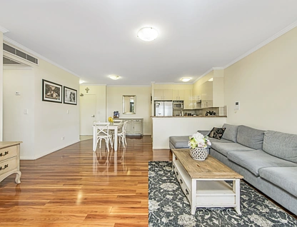 147/2 Dolphin Close, Chiswick, Inner West, 2 कमरे, 2 बाथरूम, Apartment