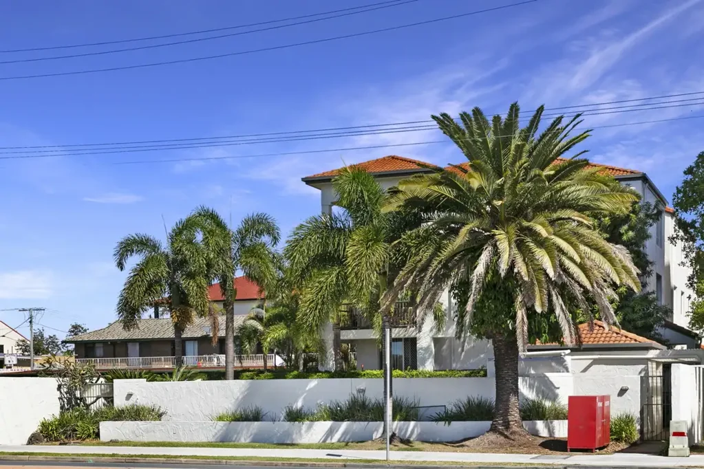 9/3-5 Norman Street, Southport, QLD 4215