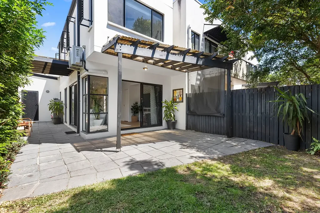 4/84 Kent Street, Hamilton, QLD 4007