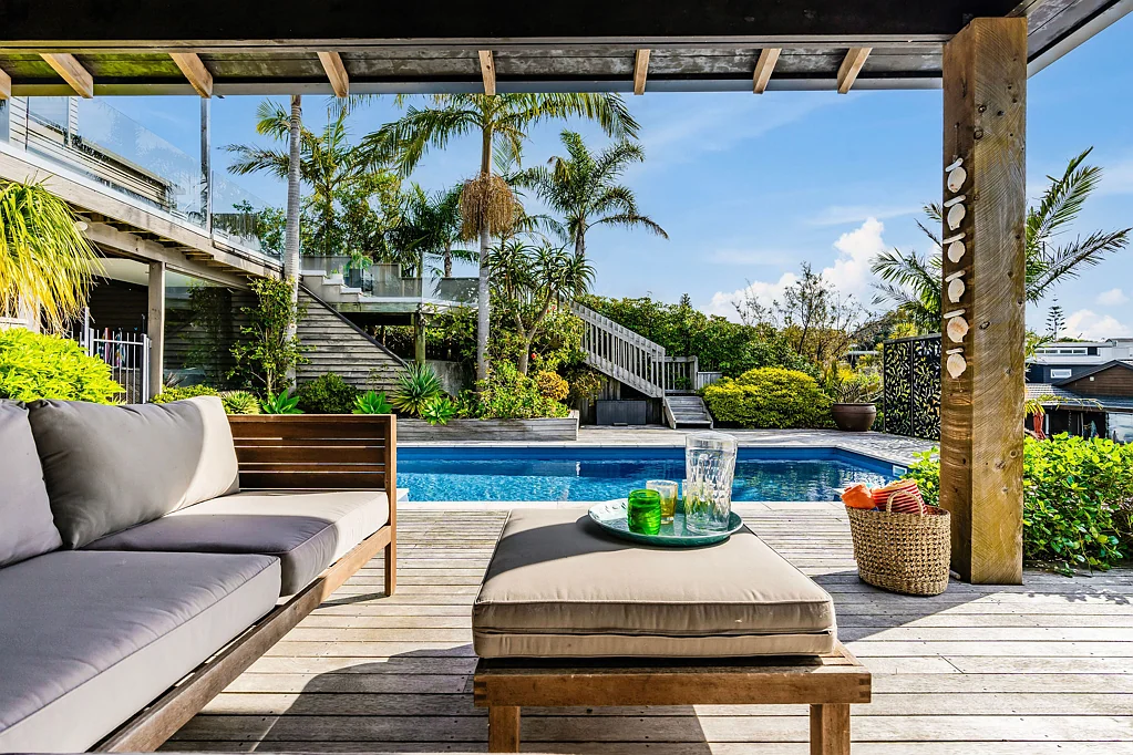 20 De Luen Avenue, Tindalls Beach, Whangaparaoa, Auckland