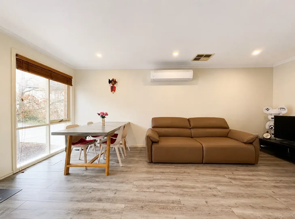 Nunawading 2房 独家后方位置，轻松享受单层生活 Perfect for Downsizers – Easy, Private & Low-Maintenance Living