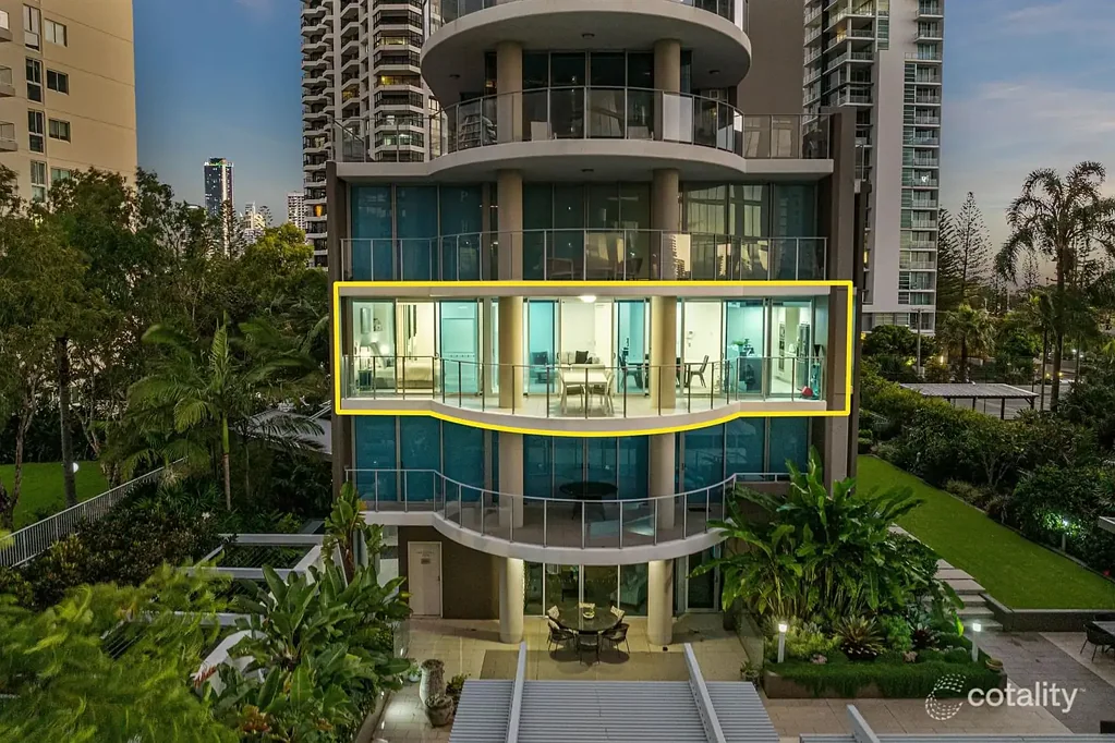 XXV BREAKER RESIDENCES MAIN BEACH
