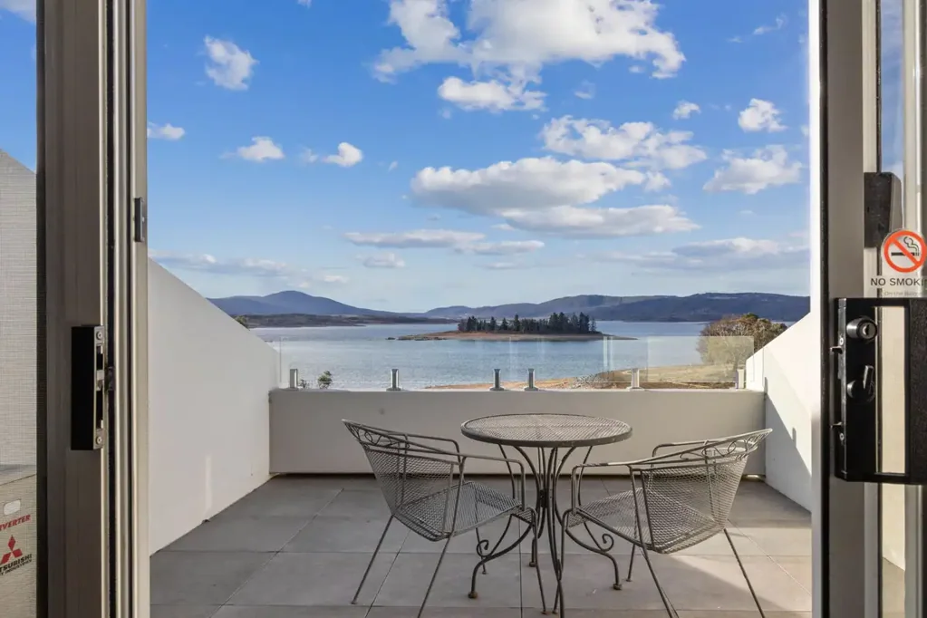 Jindabyne 2कमरा Lakefront Holiday Apartment