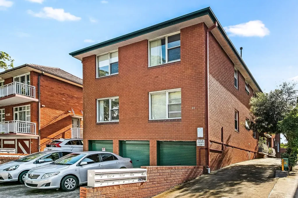 2 Bedroom Ground Floor Apartment