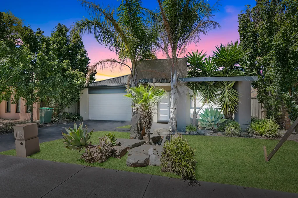 Location + Quality House = Amazing Opportunity!!