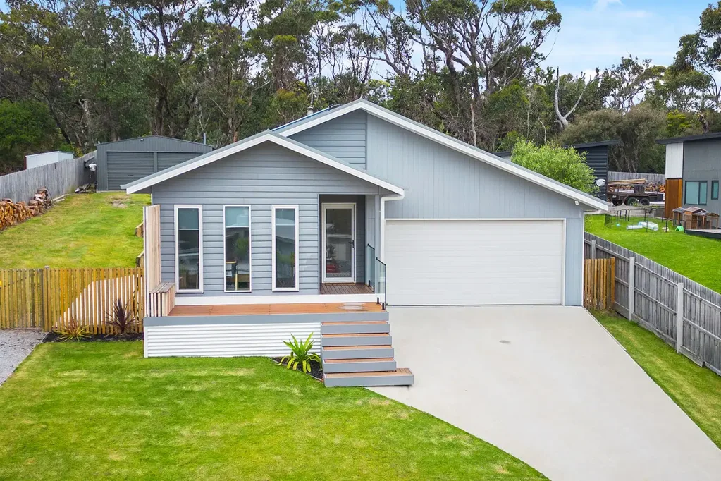 Lake Tyers Beach 4房  Live the dream in popular Lake Tyers Beach!