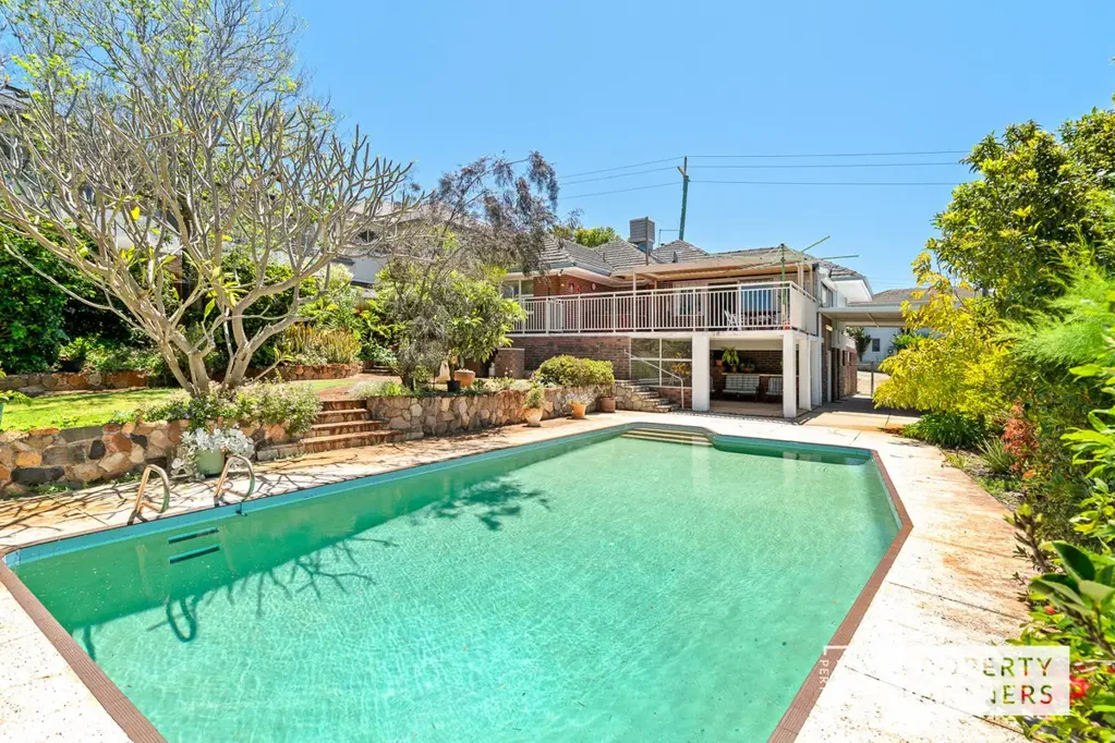 219 Ewen Street, Woodlands, WA 6018