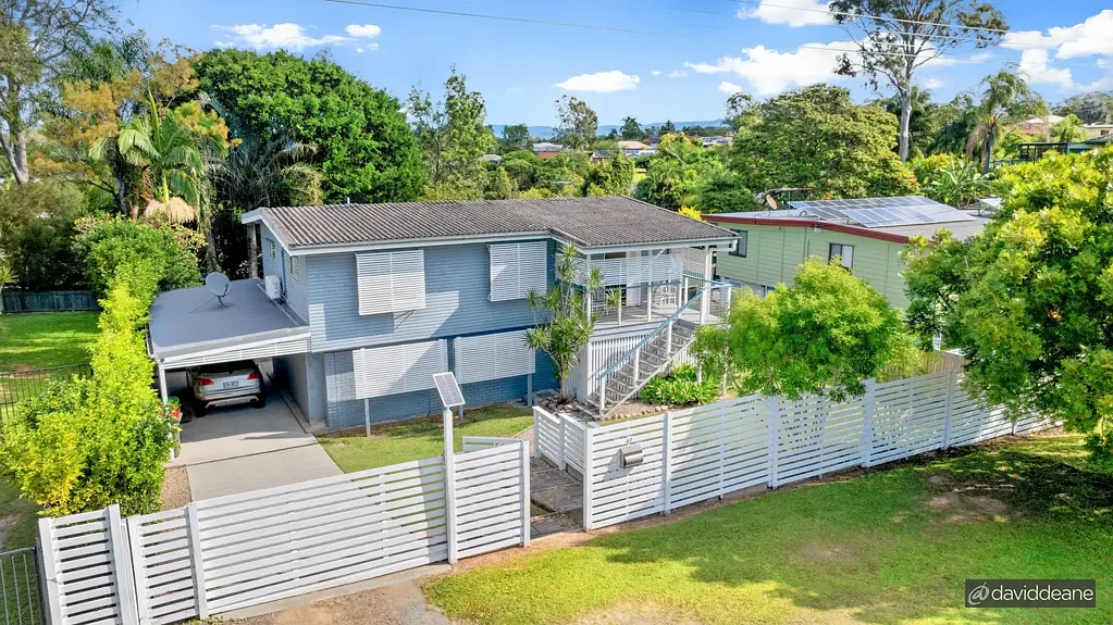 Petrie 3房  Huge Modern Family home on 809m2