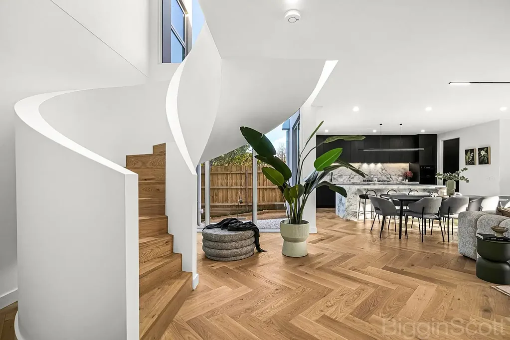 Doncaster 5 Bedroom Luxury Living by ODO Design