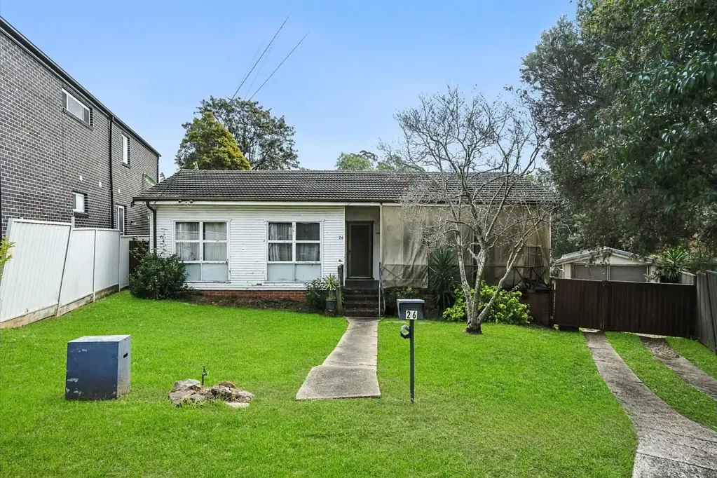 Blacktown 3房 无限可能，坐落于罕见的 1,265 平方米土地上，位于 PRIME BLACKTOWN LOCATION！ Endless Possibilities on a Rare 1,265 sqm IN PRIME BLACKTOWN LOCATION!