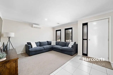 1 Carex Place, Brookfield, VIC 3338, 3 phòng ngủ, 2 phòng tắm, House