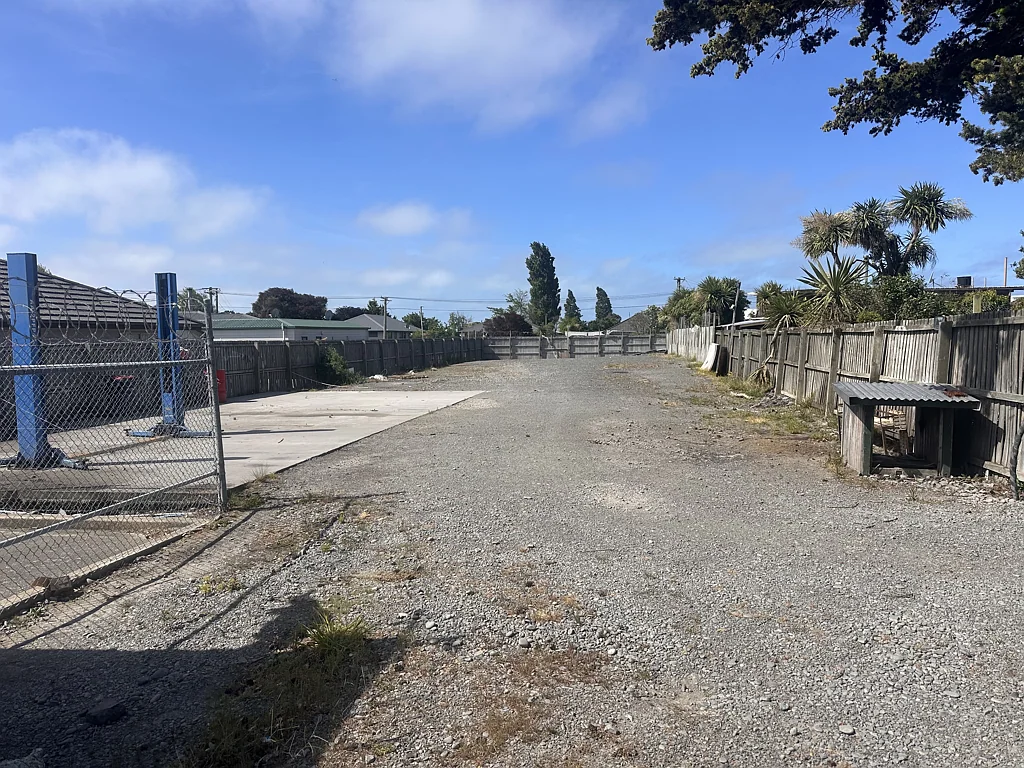 Wainoni Large Secure Yard only $20/m2