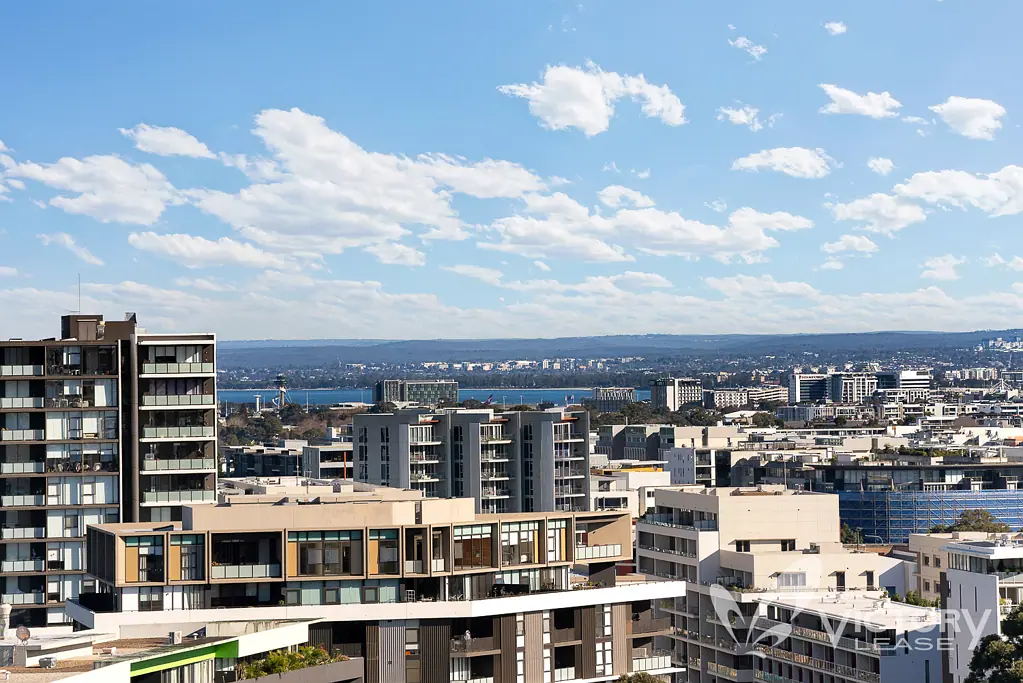 Zetland 2房 Zetland 'VSQ North' 度假村式奢华 | 2卧+书房, 2卫, 1车位 | 无遮挡景观与双阳台 Resort-Style Luxury at 'VSQ North' Zetland | 2 Bed + Study, 2 Bath, 1 Car | Unobstructed Views & Dual Balconies