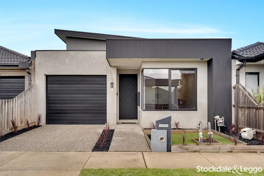 Contemporary Luxury & Absolute Style!
