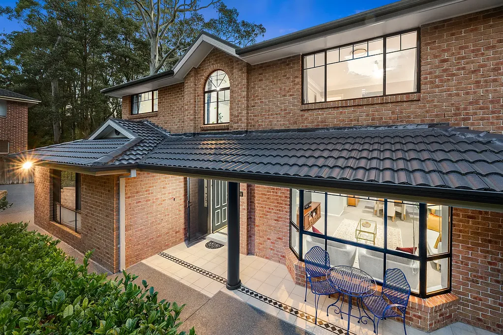 15b Yaralla Crescent, Thornleigh, NSW 2120