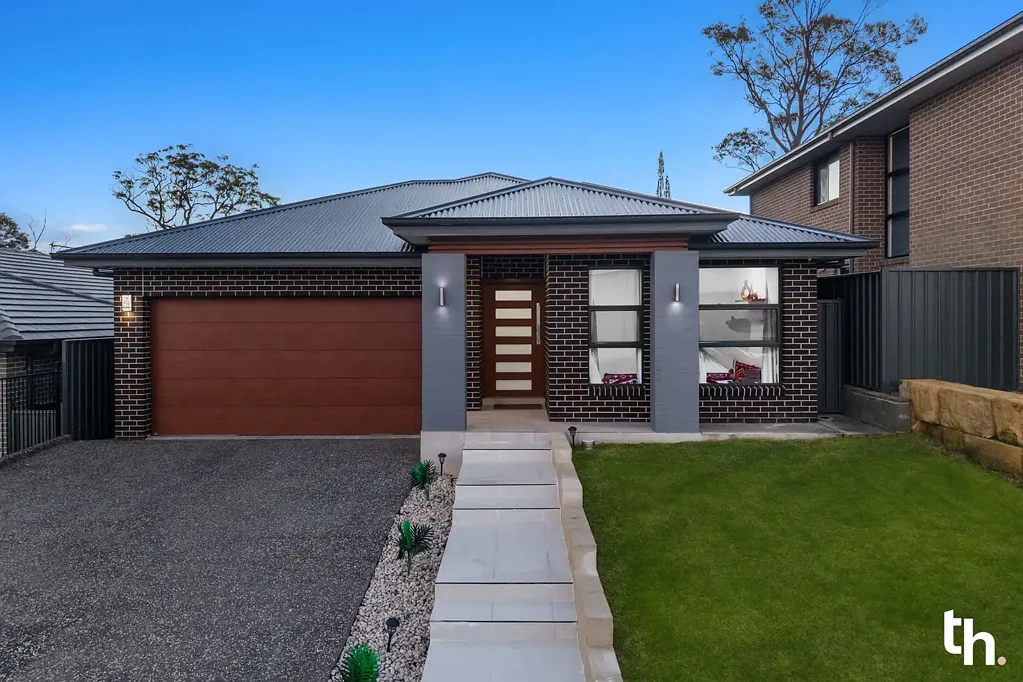 Edgeworth 4ห้องนอน Modern. Move-In Ready. Edgeworth Family Living Done Right!