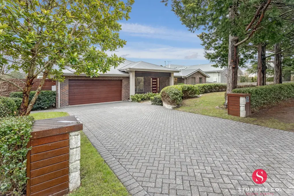 Wentworth Falls 4कमरा North-Facing, Level & Designed for Family Life