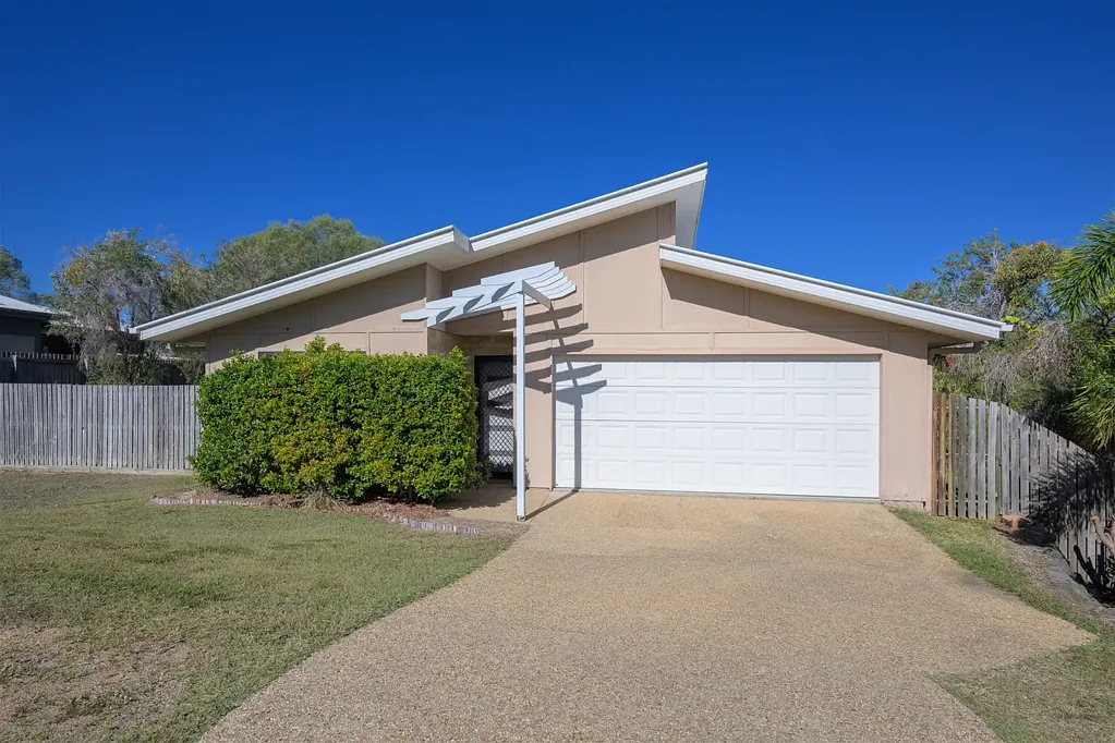 Glen Eden 3બેડરૂમ Modern Family Comfort in a Quiet Glen Eden Setting