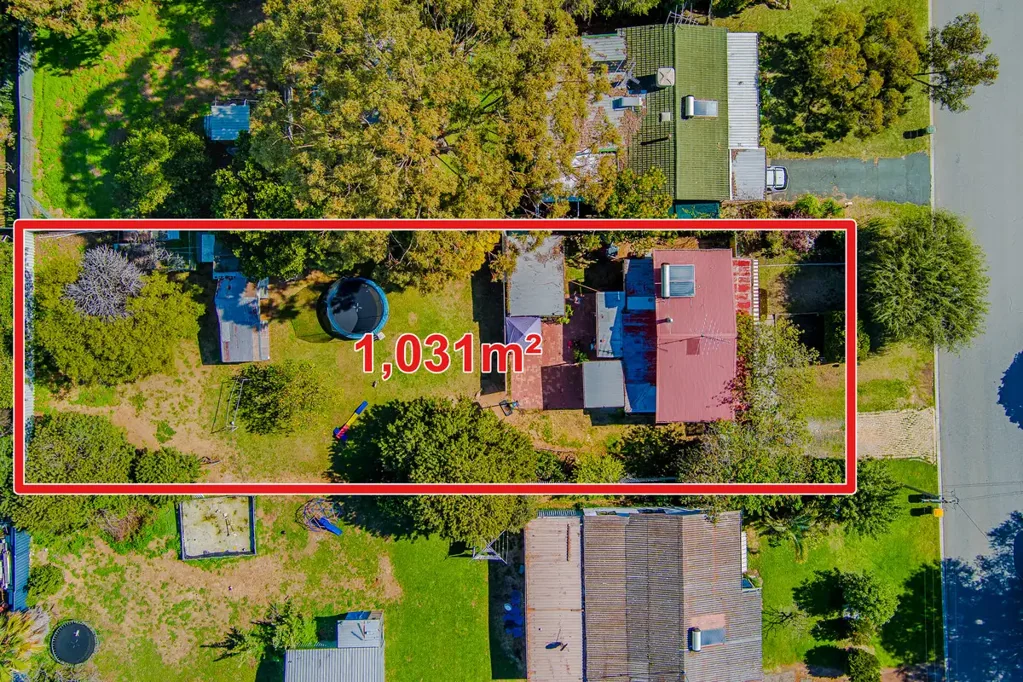 Mandurah 2ਬੈੱਡਰੂਮ Investor Alert � R60 Zoned Cottage with Development Potential & Secure Tenant
