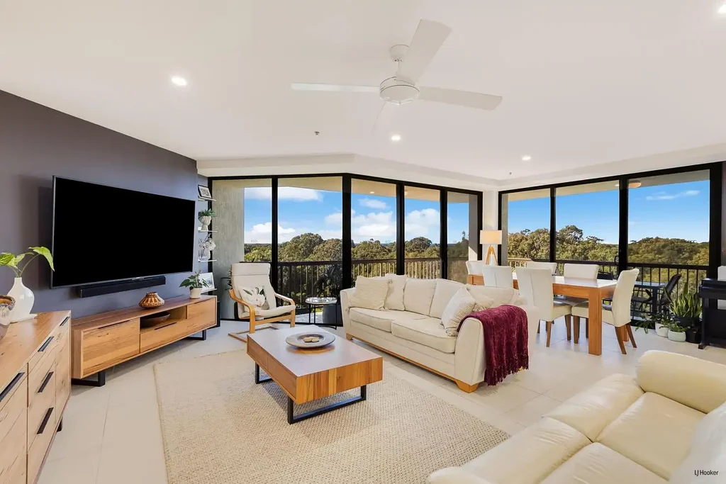 Tweed Heads South 3房  Contemporary Coastal Living!